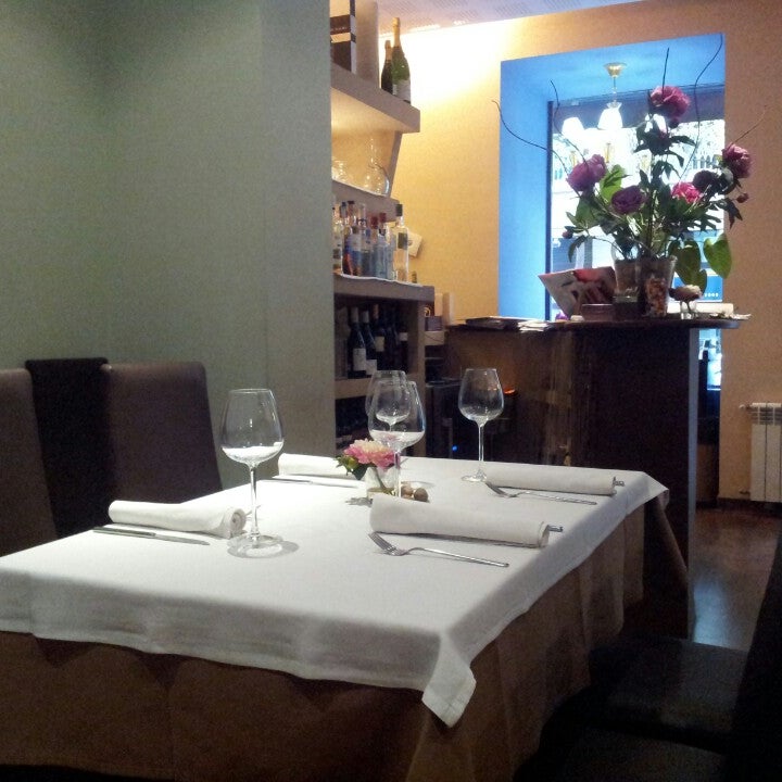 Gaudium - Restaurant - restaurants,staff,desserts,chicken,salads,peppers,bull,sketchy,strudel,cheese stores