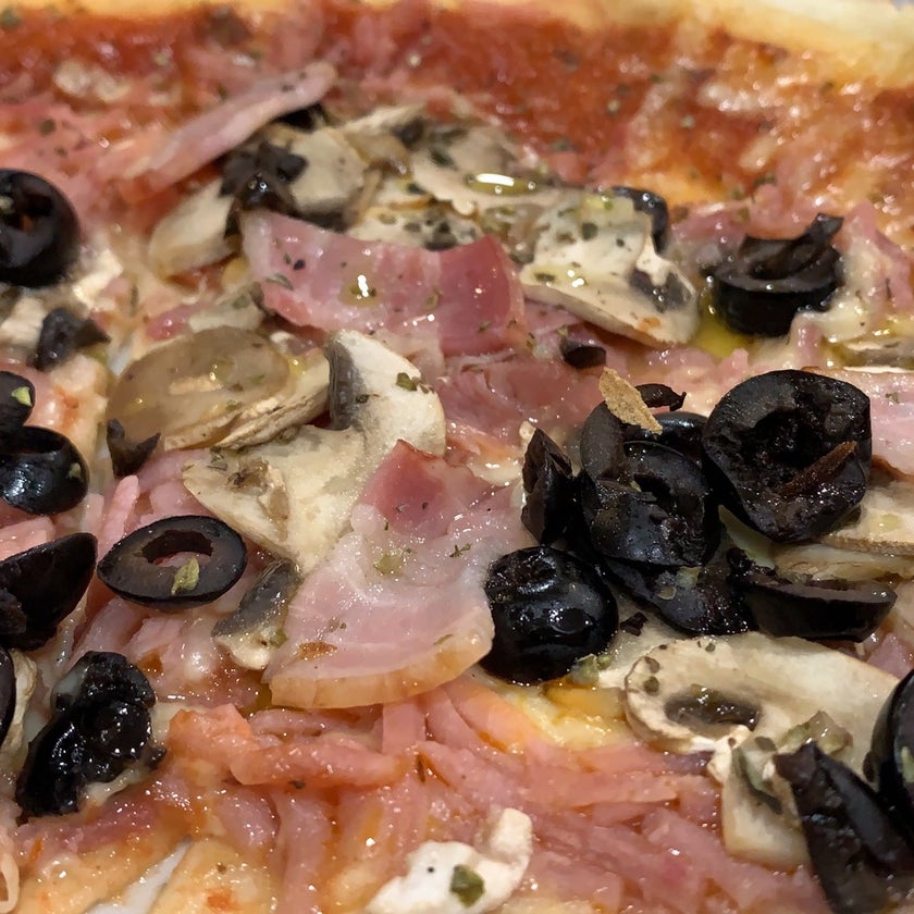 Pizzería 2 Amigos - Pizzeria - pizza,town,states