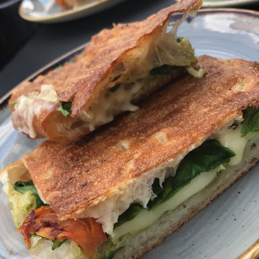 Ole & Steen - Bakery,Café,Restaurant - restaurants,bar,coffee,desserts,sandwiches,cheese,salads,great value,toast,bakeries,strawberries,appetizers,apples,truffles,cinnamon,flat whites,poached eggs,figs,patisseries,good for singles,mushroom toastie