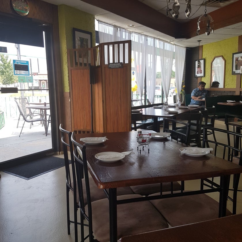 Chef Paz Restaurant - Peruvian Restaurant,Seafood Restaurant,Peruvian,Seafood - restaurants,chicken,beer,soup,lunch,dinner,great value,fried rice,trendy,jalapeños,good for a quick meal,tamales,lomo saltado,gratin,chicha morada,chupe de camarones