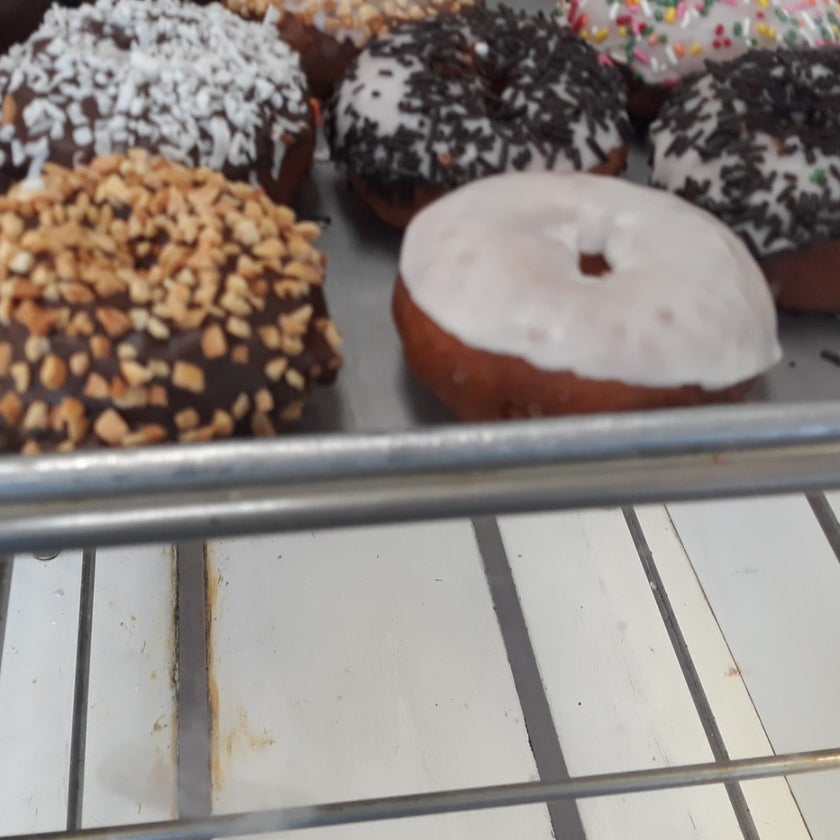 Royal Donuts - Dining and Drinking - 