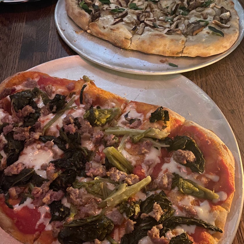 Bar Camillo - Pizzeria,Italian Restaurant - pizza,spacious,olives,antipasto,plum,negroni,Aperol Spritz,capricciosa,pinsa