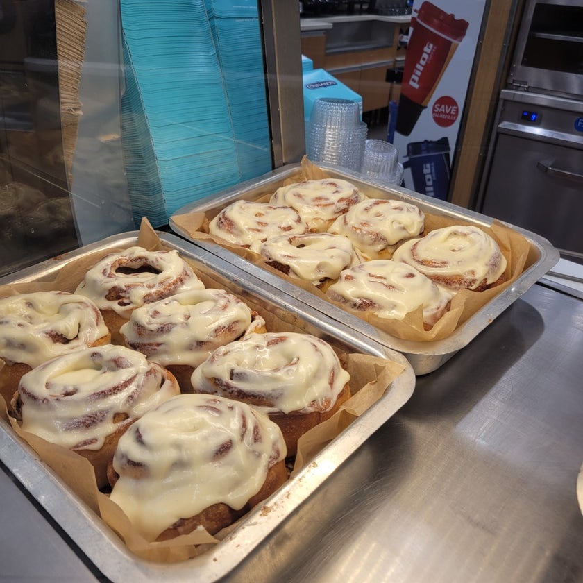 Cinnabon - Bakery,Pretzels,Fast Food,Desserts - 