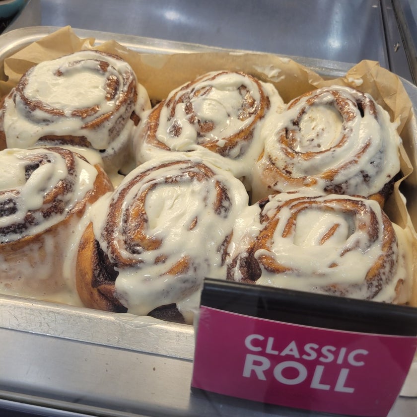 Cinnabon - Bakery,Pretzels,Fast Food,Desserts - 