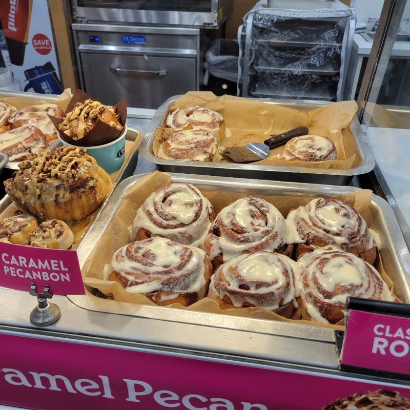 Cinnabon - Bakery,Pretzels,Fast Food,Desserts - 