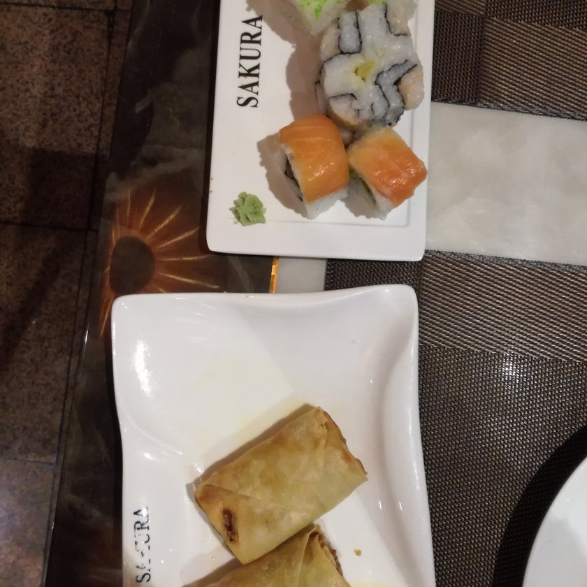Sakura VI Wok - Asian Restaurant - friendly staff,sushi,all you can eat