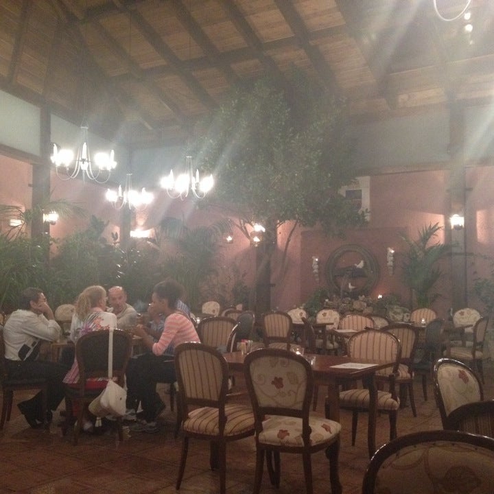El foro Real 52 - Bar,Tapas Restaurant - 