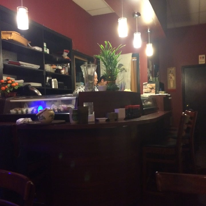 NaGoya Asian Fusion/Sushi Bar - Sushi Restaurant - 