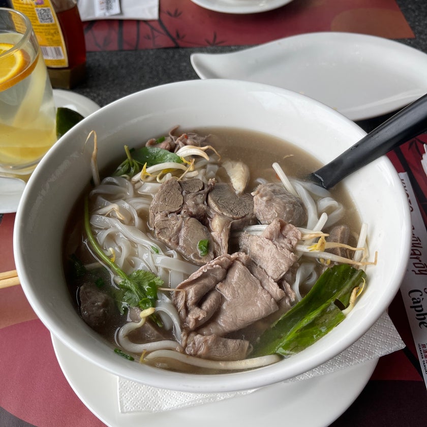 Saigon Caphe CS - Vietnamese Restaurant - wifi,rice,great value,duck,spacious,pho,red wine,polite service,Vietnamese iced coffee