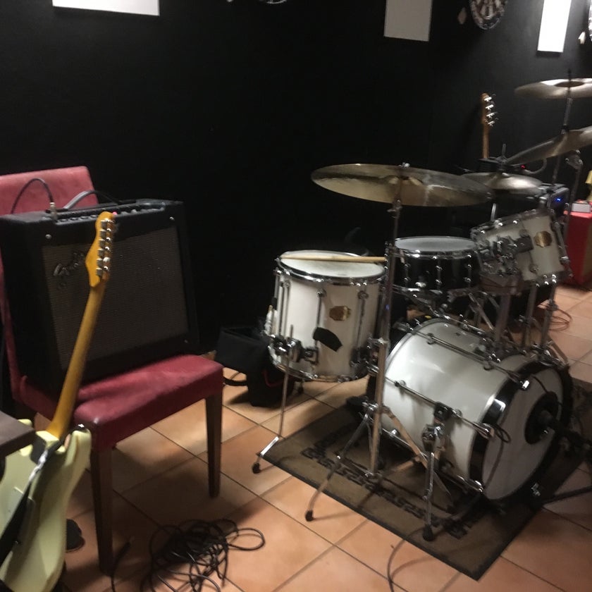 Restuarang Apadana - Pizzeria - 