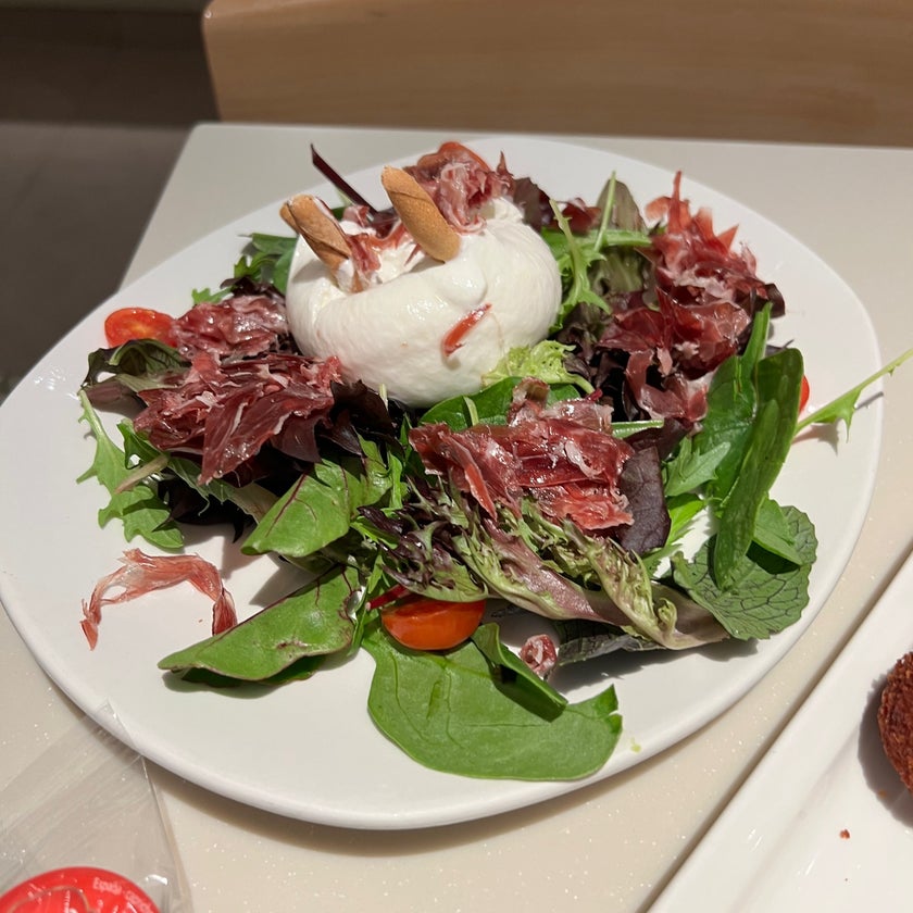 Andreu Xarcuteria i Tastets - Deli - restaurants,staff,crowded,trendy,ham,good for a quick meal,good for singles