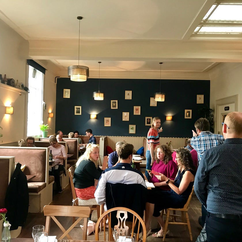Apiary Restaurant - Restaurant - 