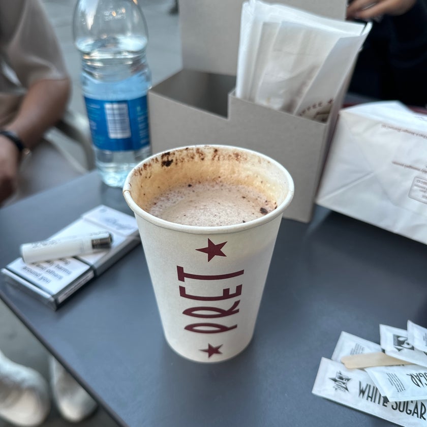 Pret a Manger - Fast Food Restaurant,Coffee & Tea,Sandwiches,Fast Food - restaurants,bar,coffee,breakfast food,sandwiches,lunch,healthy food,crowded,good for a quick meal,mayonnaise,pesto chicken,avocado salad,mango smoothies,crayfish,free range eggs