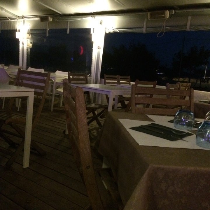 Le Satyn's - Bar,French Restaurant - 