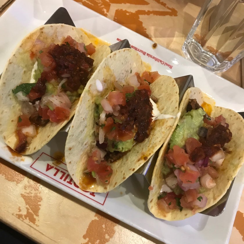 Tortilla - Burrito Restaurant - well,burritos