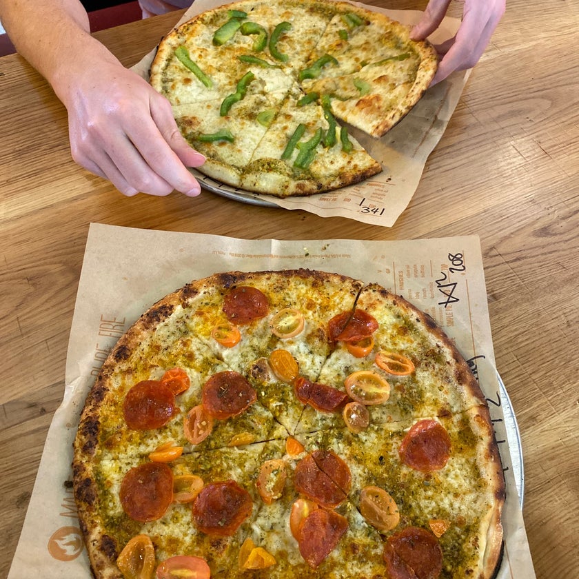 Blaze Pizza - Pizzeria,Fast Food Restaurant - 