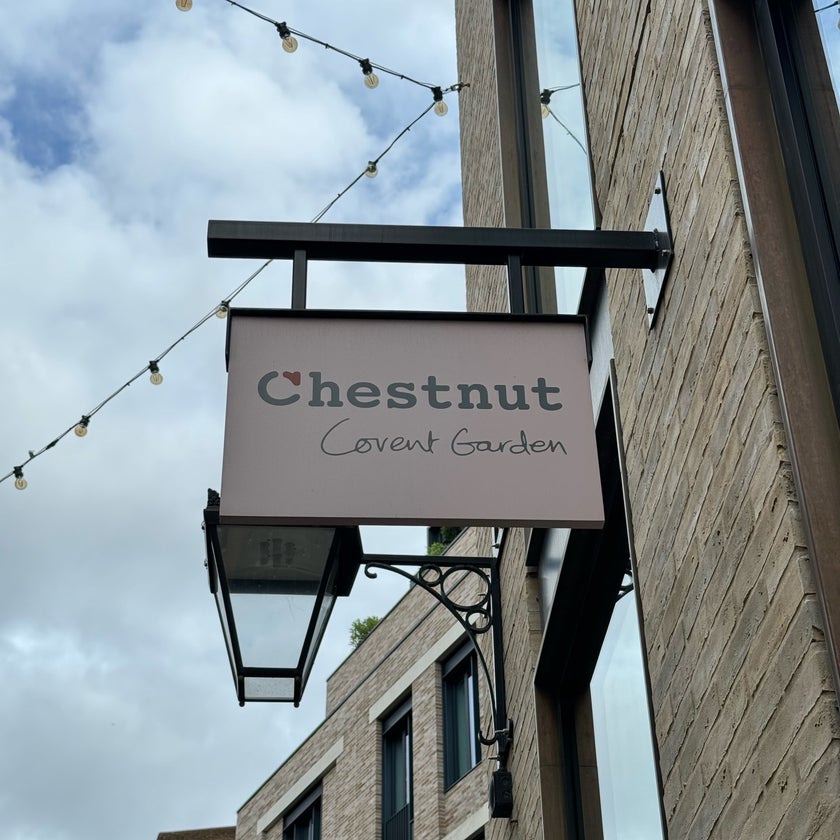 Chestnut Bakery - Bakery - restaurants,coffee,cheese,lunch,strawberries,apples,raspberry,pistachios,grilled cheese sandwiches,bright,chestnuts,manoushe