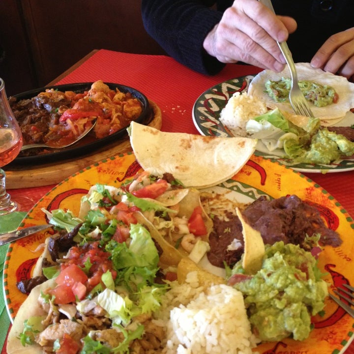 L'Hacienda - Fast Food Restaurant,French Restaurant,Mexican Restaurant - 