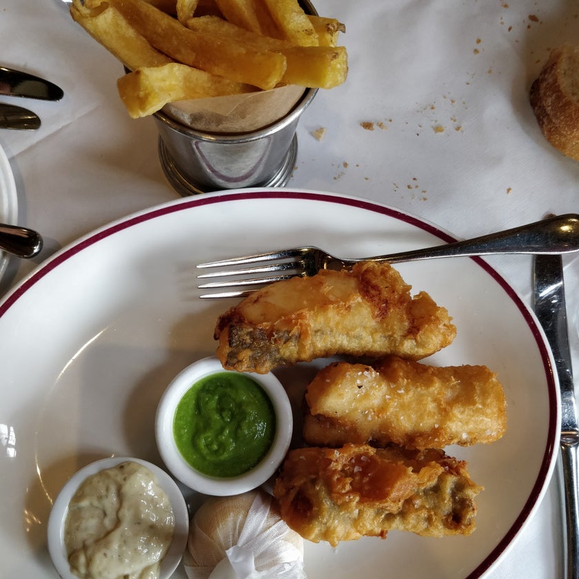 PJ's Bar & Grill - American Restaurant,Steakhouse - restaurants,meats,brunch food,eggs,dinner,great value,takes reservations,creme brûlée,interior design,good for special occasions