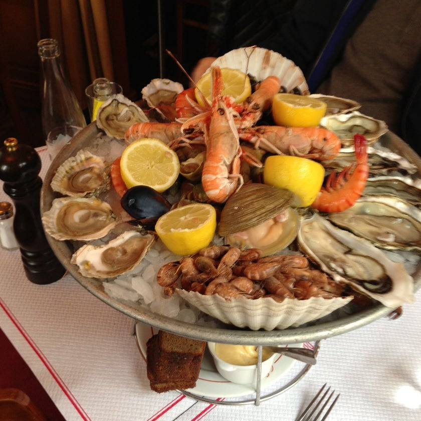 Le Stella - Brasserie,Seafood Restaurant - restaurants,staff,wine,town,city,dinner,crowded,big portions,good for dates,good for business meetings,good for special occasions,Baba,Brasserie,rhum