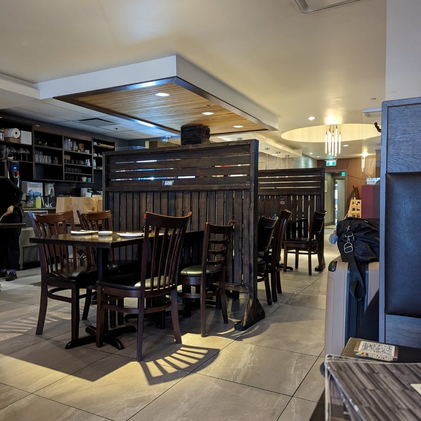 Tonton Sushi - Sushi Restaurant - 