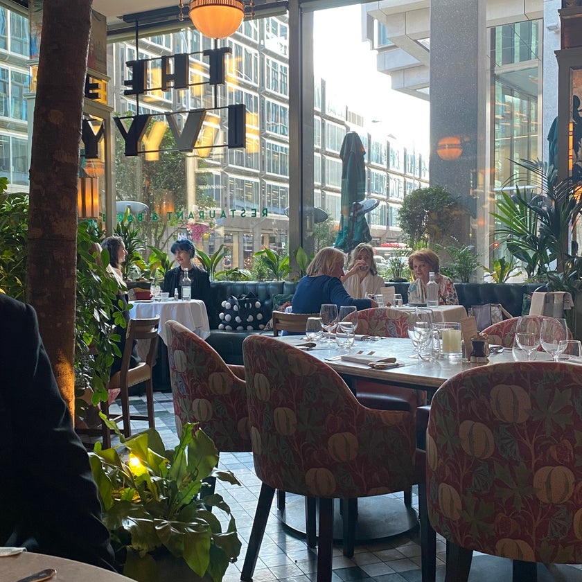 The Ivy Victoria - English Restaurant - 