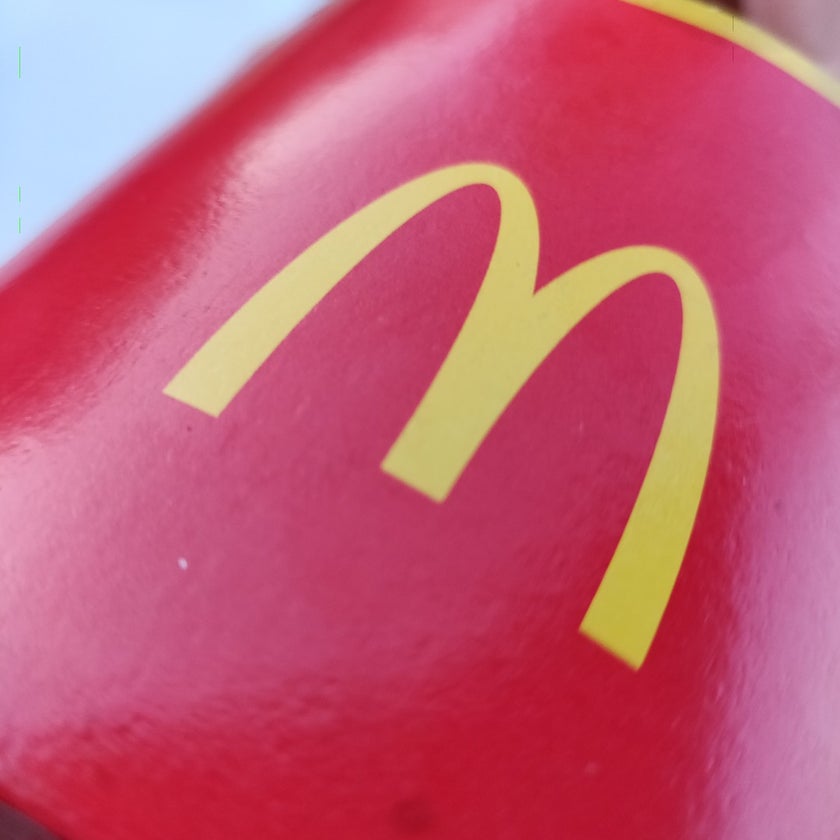 McDonald's - Burger Joint,Fast Food Restaurant - brunch food,clean