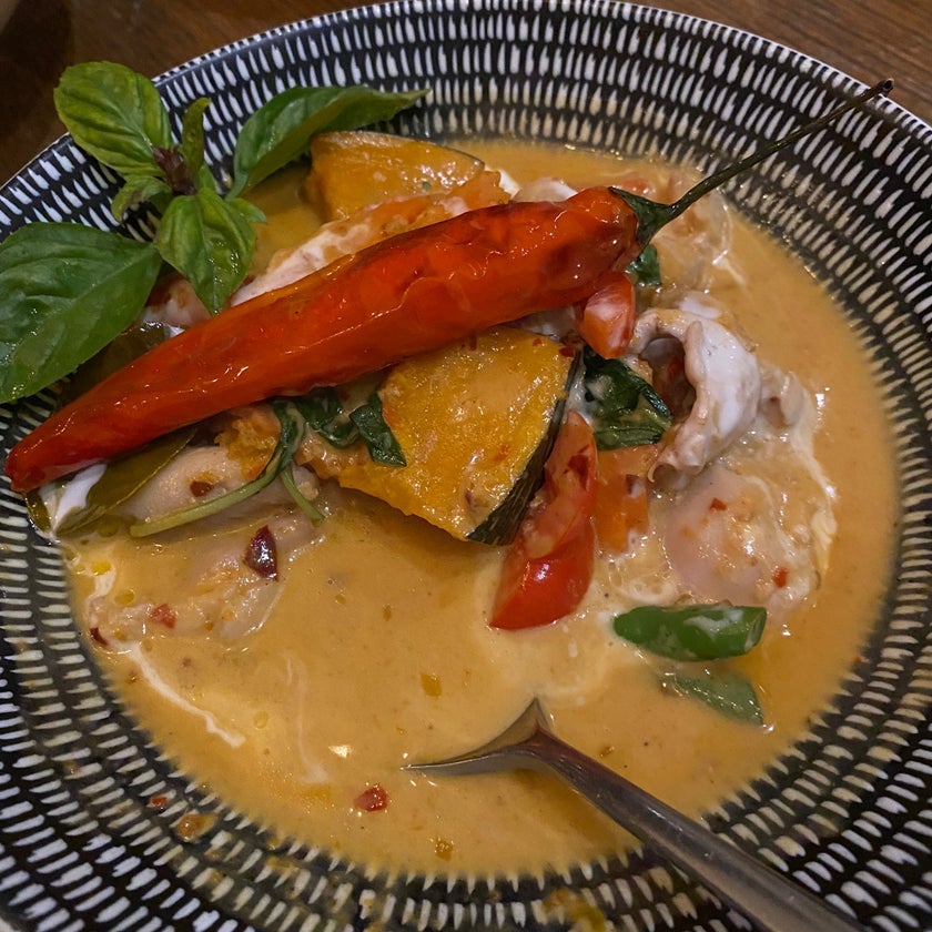 Mons Ban Sabai - Thai Restaurant - 
