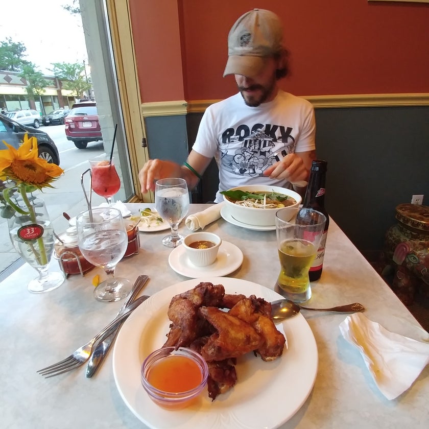 Pho Lemongrass - Vietnamese Restaurant - alcohol,good service,chicken,pork,dinner,great value,buns,appetizers,pho,spinach,brisket,spring rolls,lemon grass,family style,summer rolls,pineapple rice