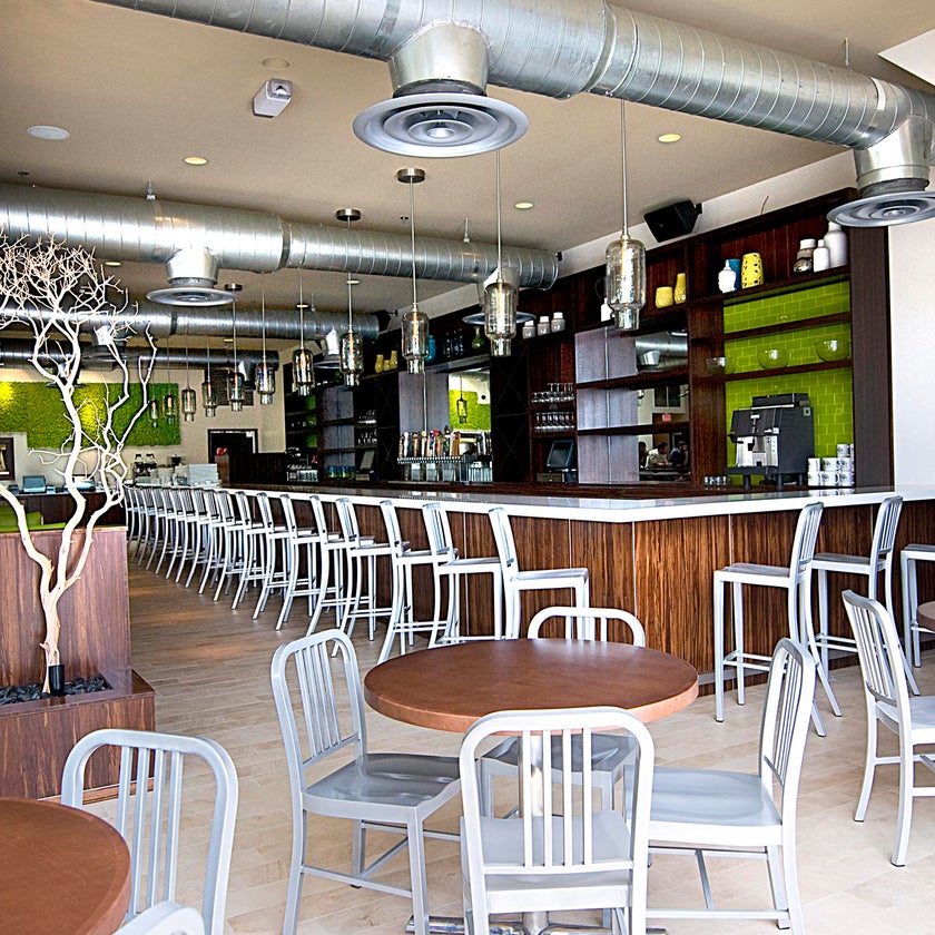 The Daily Kitchen & Bar - New American Restaurant - restaurants,bar,meats,chicken,breakfast food,salads,well,lunch,brunch food,chocolate,espresso,outdoor seating,dinner,crowded,great value,happy hour,takes reservations,mushrooms,appetizers,organic,dips,trendy,omelettes,good for dates,lemonade,gluten-free food,ginger,gelato,dough,miso,pigs,watermelon,kale,brussel sprouts,good for groups,figs,good for special occasions,huevos rancheros,locally sourced food,red peppers,buckwheat pancakes,chanterelles,Rumchata,curried lentil bowl