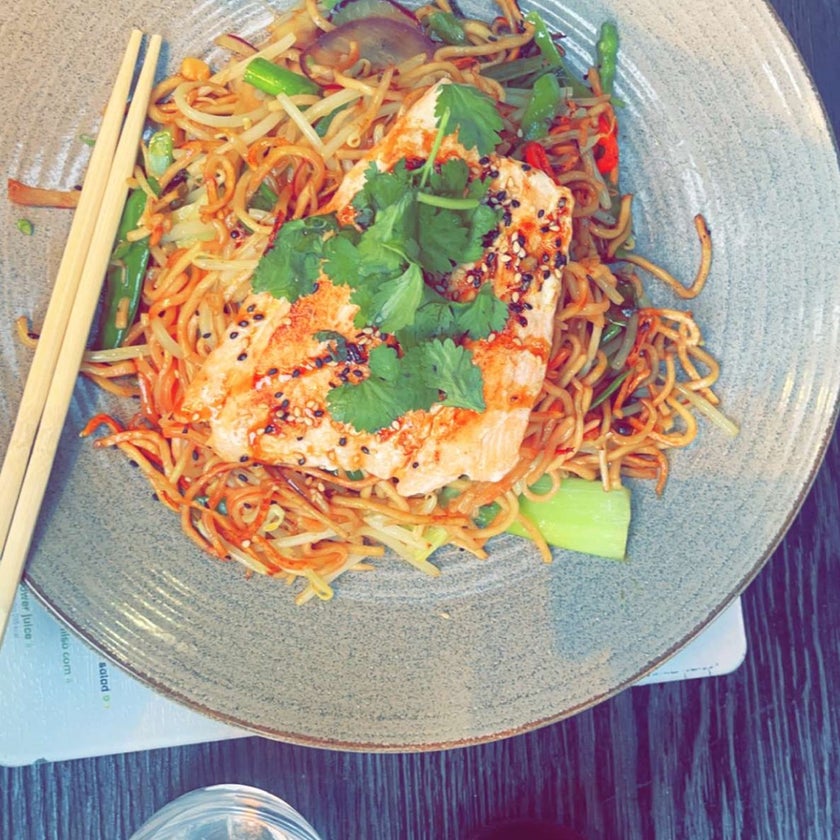 Wagamama Cardinal Walk - Japanese Restaurant,Japanese,Asian Fusion - desserts,chicken,friendly staff,beer,fruit,salads,lunch,clean,rice,outdoor seating,dinner,fresh food,great value,chili,mango,trendy,apples,cinnamon,gluten-free food,good for a quick meal,quick service,edamame,summer rolls,garlic salt