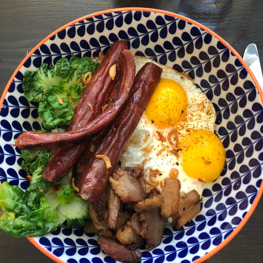 La Bêtise - Tapas Restaurant - restaurants,bar,good service,well,bacon,trendy,good for dates,tater tots,poutine,filet mignon,good for special occasions