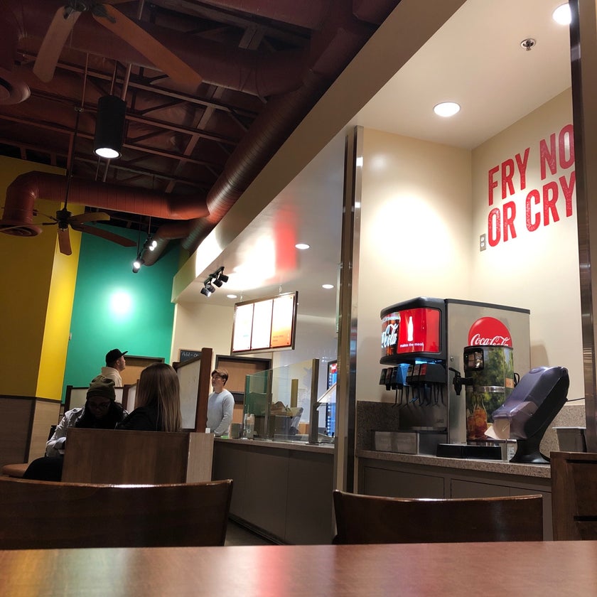 Holdaak - Korean Restaurant,Sandwich Spot,Wings Joint - 