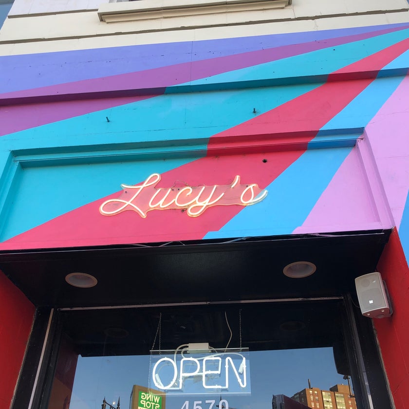 Lucy's Uptown - Fried Chicken Joint,American Restaurant - 