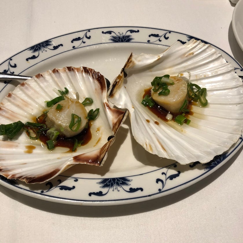 North China Restaurant - Cantonese Restaurant - friendly staff,books,family atmosphere,crispy beef