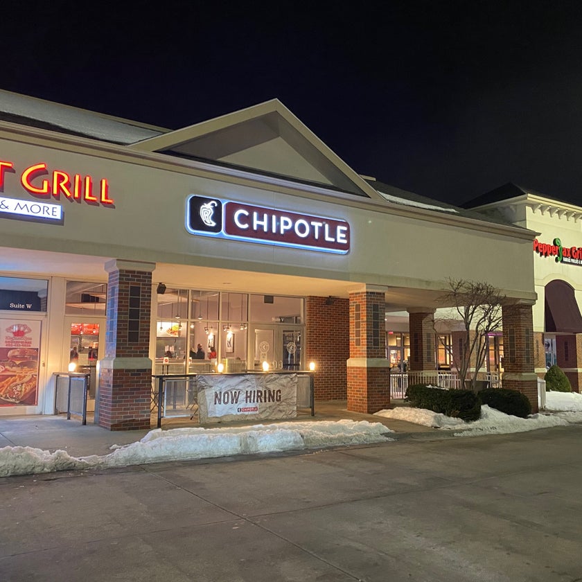 Chipotle Mexican Grill - Fast Food Restaurant,Mexican Restaurant - bar,good service,lunch,dinner,great value,burritos,barbacoa,brown rice