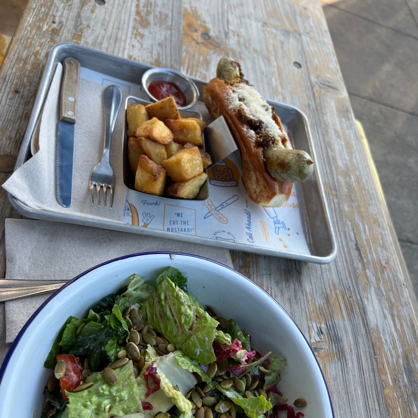 Wursthall - Beer Bar,American Restaurant,German Restaurant - meats,sandwiches,salads,lunch,dinner,crowded,sausage,large beer list,dips,pretzels,ice cream sundaes,wurst,Currywurst,crispy potatoes,pumpkin ice cream,beets and wheats,kenji