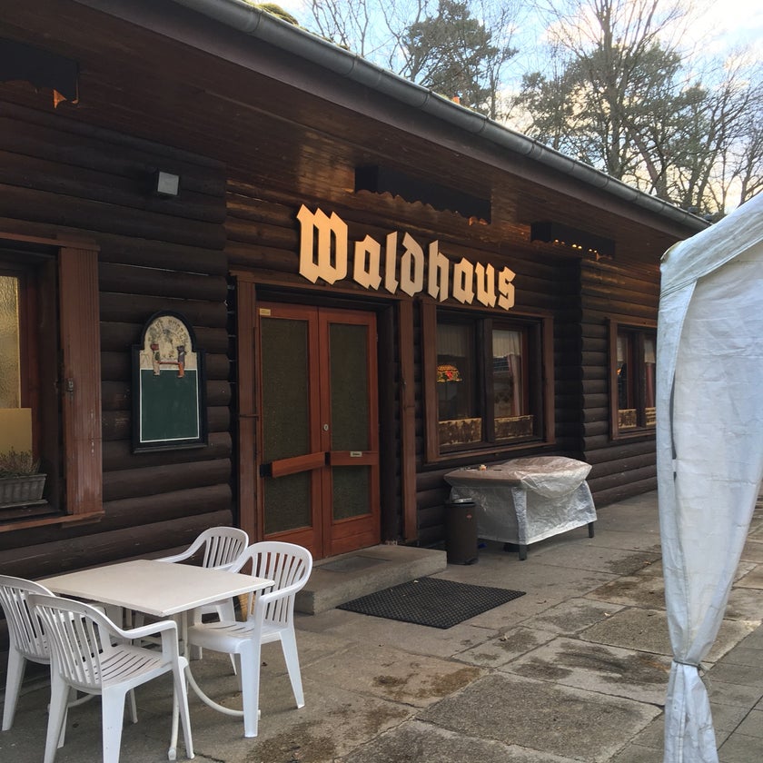 Waldhaus an der Havelchaussee - German Restaurant - 