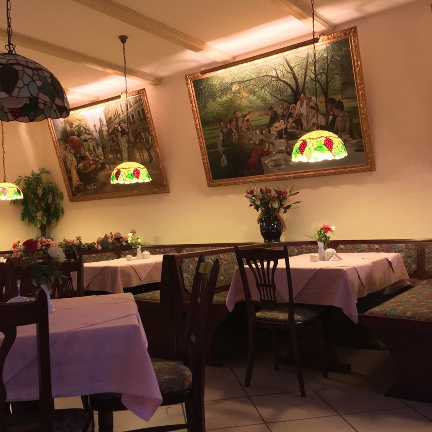 Waldhaus an der Havelchaussee - German Restaurant - 