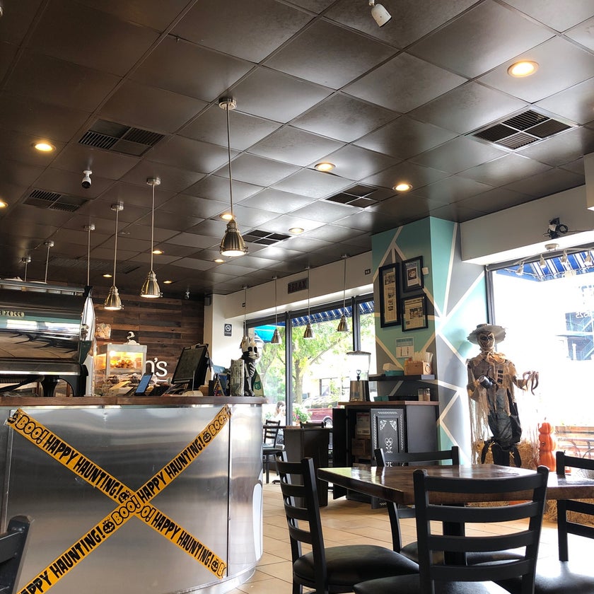 Klein's Bakery & Cafe - Bakery,Coffee Shop,Mediterranean Restaurant - 