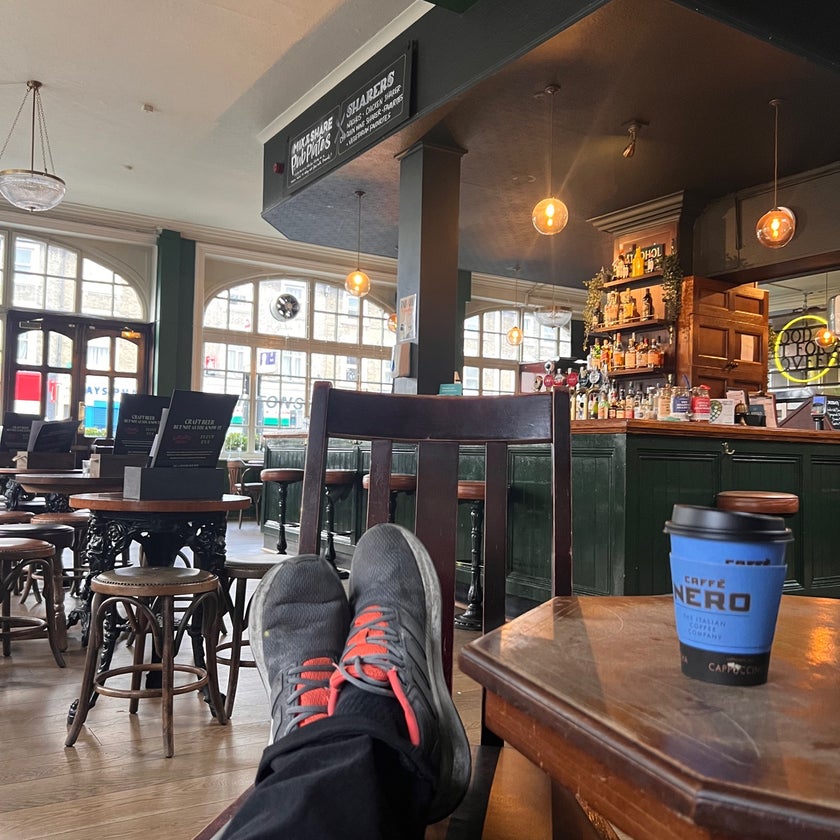 Queen Adelaide Shepherds Bush - Bar,Gastropub - bar,alcohol,chicken,lunch,brunch food,eggs,dinner,chips,authentic,pies,chili,good for dates,good for groups,Sunday roasts,sausage rolls