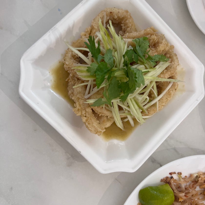 Ah Loy Thai - Thai Restaurant - chicken,lunch,dinner,crowded,mango,Tom Yum soup,good for groups