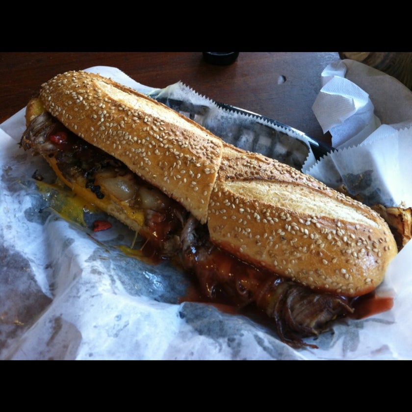 Tasty Deli - Burger Joint,Deli,Sandwich Spot - restaurants,meats,good service,sandwiches,lunch,clean,eggs,great value,mushrooms,wraps,ham,good for a quick meal,cheddar cheese,garlic bread,marinara,Tuscany,Russian dressing,hot mess,veggie supreme
