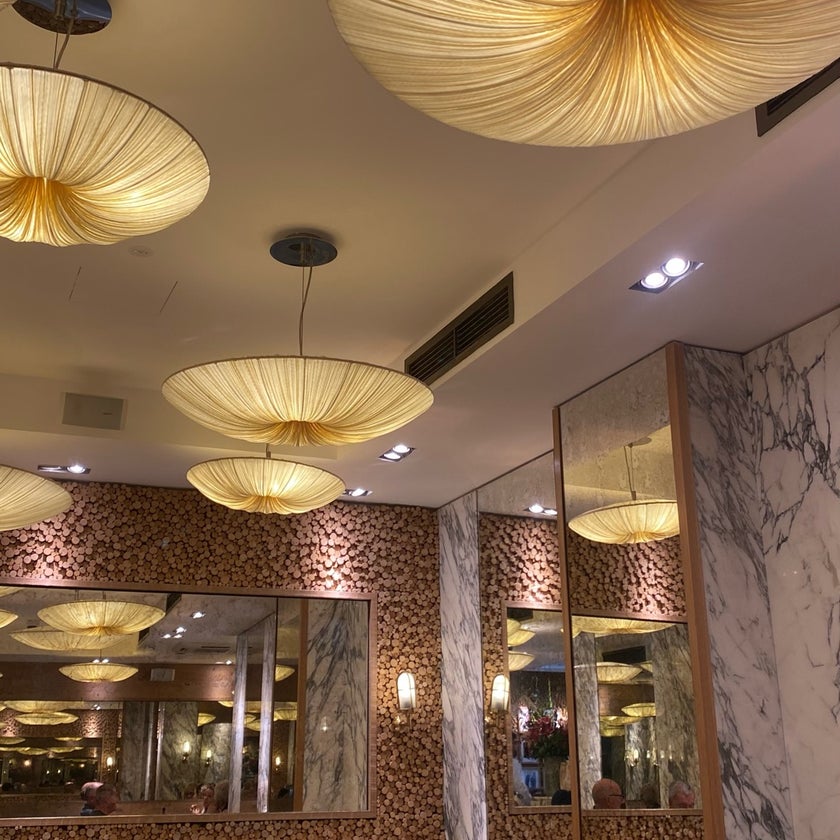 San Carlo Cicchetti Covent Garden - Italian Restaurant,Italian - bar,desserts,beef,healthy food,town,liquor,dinner,crowded,trendy,good for dates,truffles,carbonara,burrata cheese,good for special occasions,Marsala,medallions,chocolate bomb,pumpkin risotto