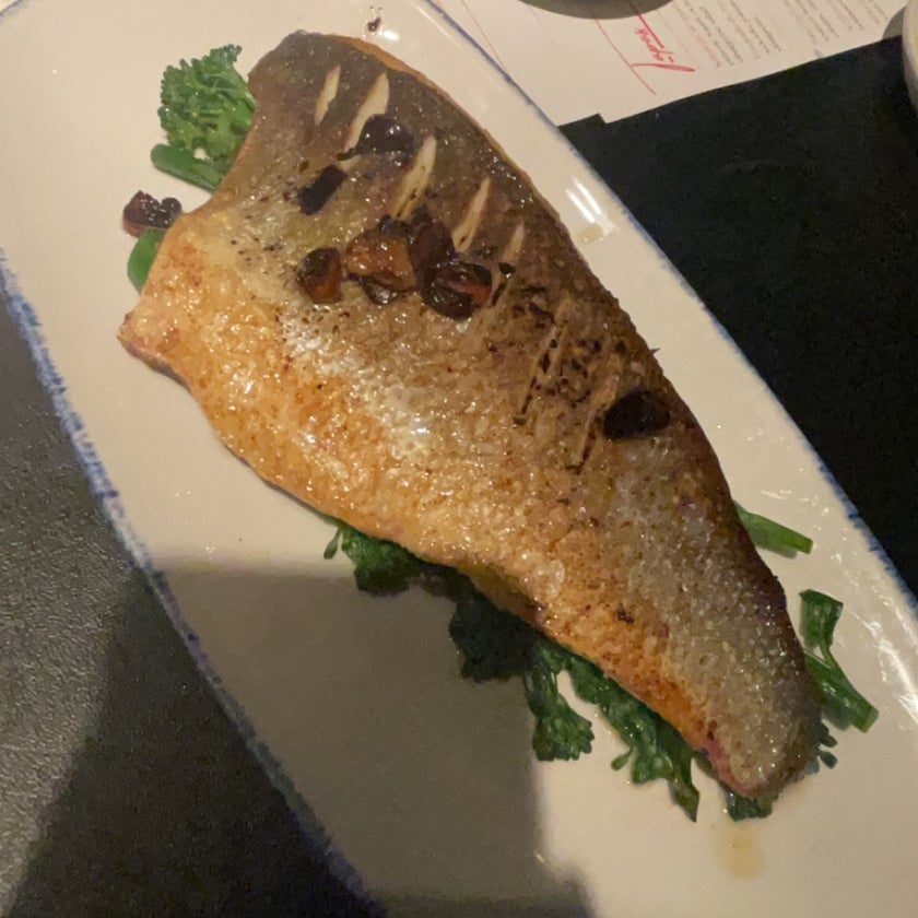 El Pirata - English Restaurant,Mediterranean Restaurant,Tapas Restaurant - friendly staff,healthy food,dinner,crowded,great value,trendy,good for dates,risotto,pork belly,good for special occasions,red peppers,black rice