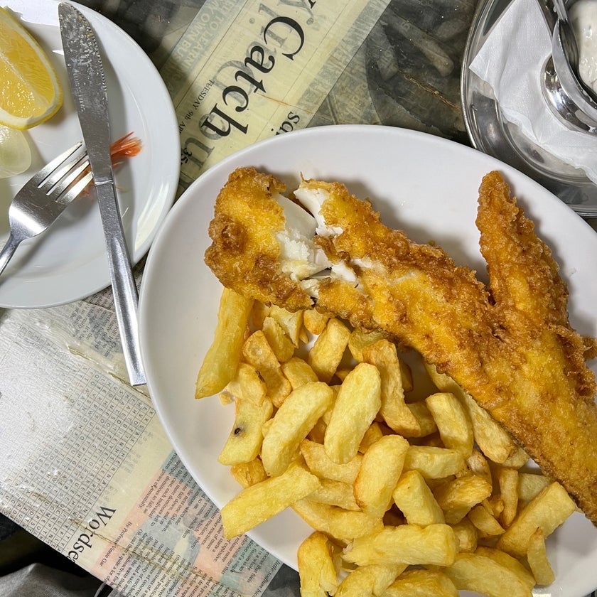 Masters Super Fish - Fish and Chips Shop,Seafood Restaurant,Fish & Chips - fish,well,lunch,bread,dinner,great value,tourism,big portions,takeout,crispy food,good for a quick meal,good for groups,plaice,cabbies,great fish n