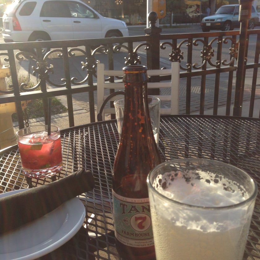Doc's Wine & Food - Wine Bar,New American Restaurant,Seafood Restaurant - bar,seafood,chicken,well,lunch,brunch food,town,dinner,grits,cheese plates,fun atmosphere