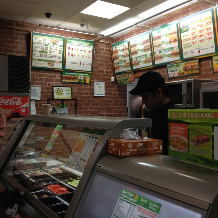 Subway - Deli,Fast Food Restaurant - 