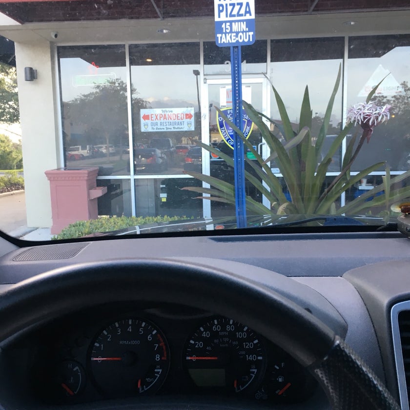 NYPD Pizza - Pizzeria,Pizza - pizza,lunch,parking,dinner,great value,gardens,big portions,good for dates,good for a quick meal,calzones,good for groups,garlic knots,Stromboli
