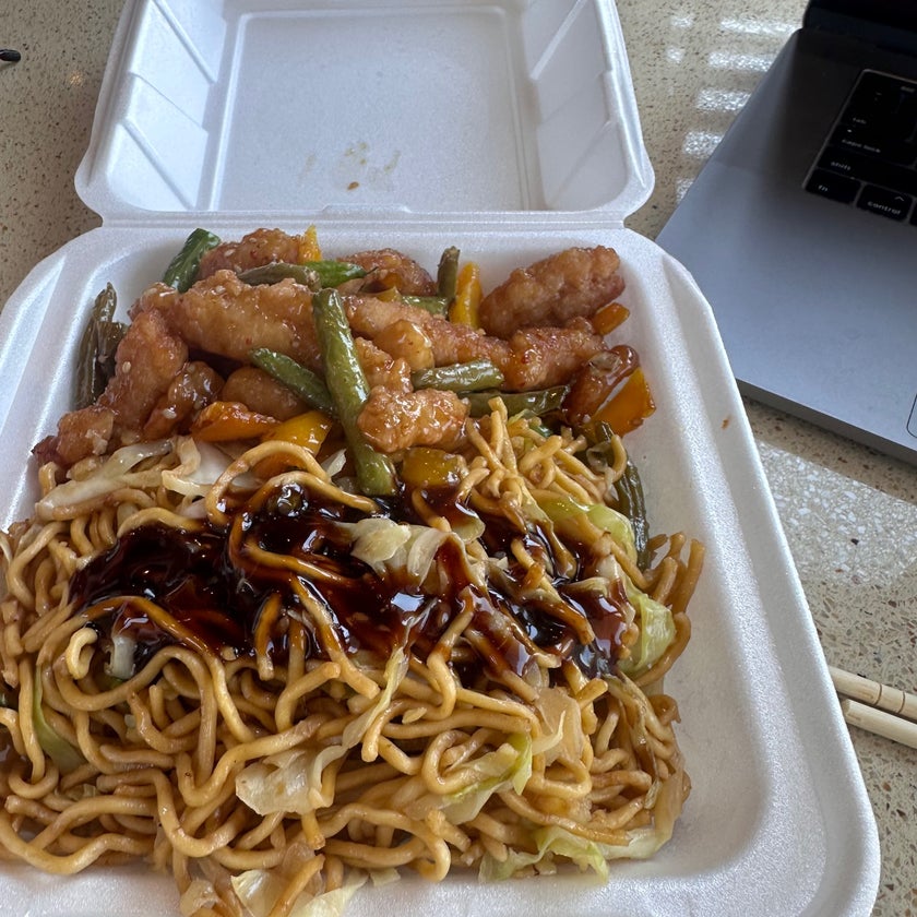 Panda Express - Chinese Restaurant,Fast Food Restaurant - good service,lunch,dinner,casual,orange chicken,jumbo shrimp